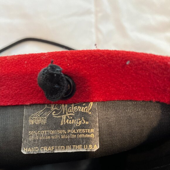 Red purse handcrafted by Material Things - Picture 8 of 8